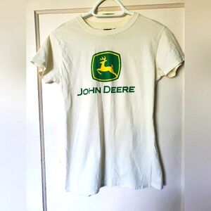 🚜 John Deere Farm Girl T-shirt🚜
